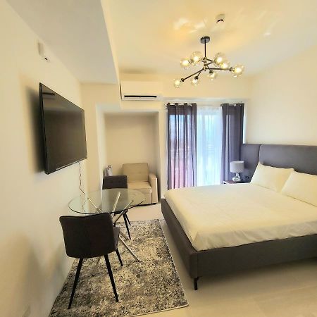 Inspiria Condo Free Airport Pickup For 3 Nights Stay Or More Davao Екстер'єр фото